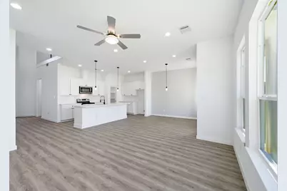 111 Capetown Way, Conroe, TX 77356 - Photo 15