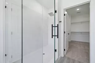 111 Capetown Way, Conroe, TX 77356 - Photo 27