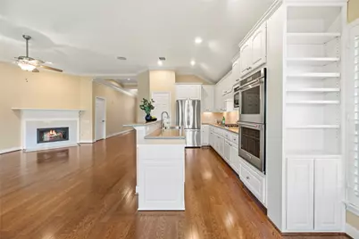 3358 McMahon Way, Missouri City, TX 77459 - Photo 9