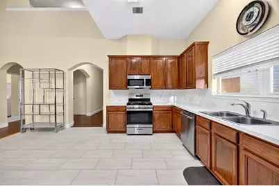 9002 Durham Manor Lane, Houston, TX 77075 - Photo 11