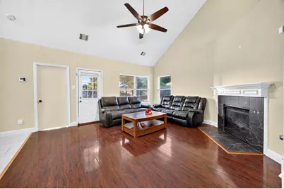 9002 Durham Manor Lane, Houston, TX 77075 - Photo 7