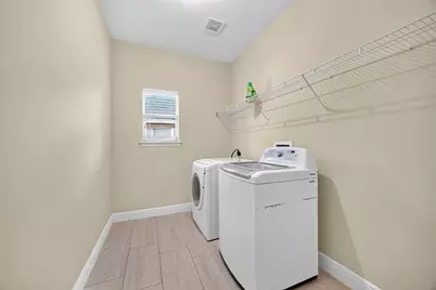 9002 Durham Manor Lane, Houston, TX 77075 - Photo 17