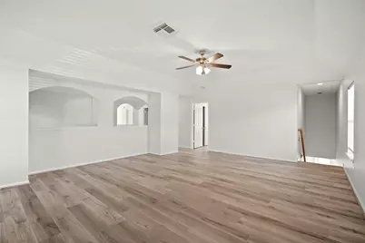 308 Meadow Trail Court, Friendswood, TX 77546 - Photo 7