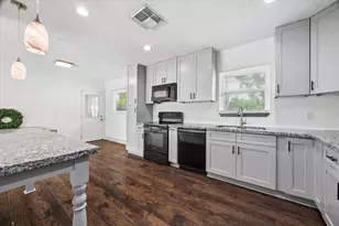 611 Marleen St, Houston, TX 77034 - Photo 5