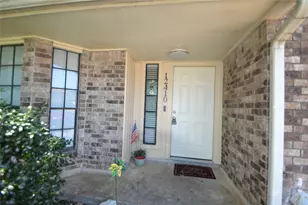 12410 Meadow Briar Dr, Stafford, TX 77477 - Photo 3