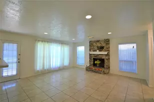 12410 Meadow Briar Dr, Stafford, TX 77477 - Photo 29