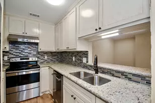 4508 Stanford Ct, Houston, TX 77041 - Photo 9