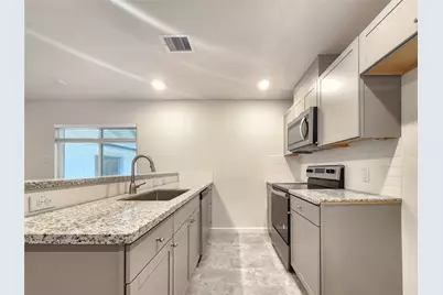 5603 Arboles Drive, Houston, TX 77035 - Photo 7