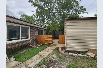 5603 Arboles Drive, Houston, TX 77035 - Photo 23