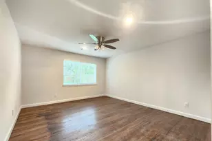 5603 Arboles Dr, Houston, TX 77035 - Photo 11