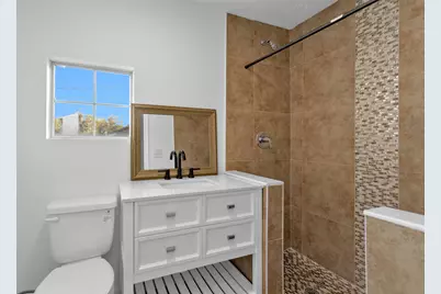 403 Meters Street, Houston, TX 77020 - Photo 33