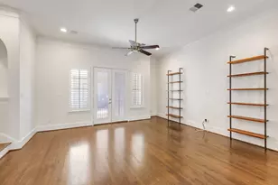 2239 Chenevert St, Houston, TX 77003 - Photo 17