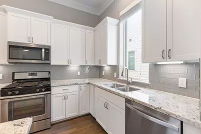 2239 Chenevert Street, Houston, TX 77003 - Photo 23