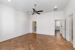 2239 Chenevert St, Houston, TX 77003 - Photo 31