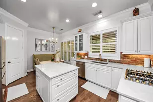 6302 Hermann Lake Dr, Houston, TX 77021 - Photo 15
