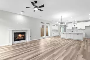 1319 W Bell St, Houston, TX 77019 - Photo 9
