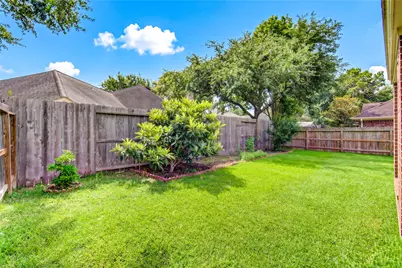 2715 Kimbleton Court, Houston, TX 77082 - Photo 39