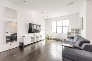 608 Middle St, Houston, TX 77003 - Photo 9