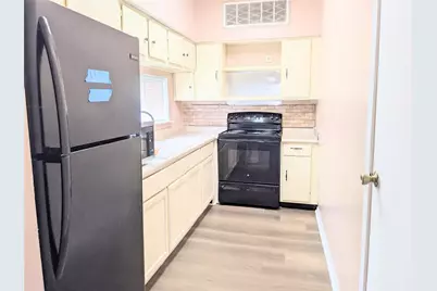 10855 Meadowglen Lane #702, Houston, TX 77042 - Photo 5