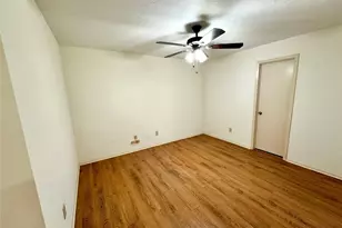 3030 Sherborne St, Pearland, TX 77584 - Photo 11