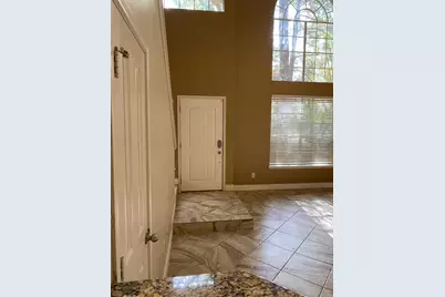 68 Lakeridge Court, The Woodlands, TX 77381 - Photo 3