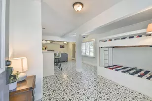 1515 19th St, Galveston, TX 77550 - Photo 17