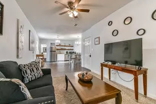 1515 19th St, Galveston, TX 77550 - Photo 31