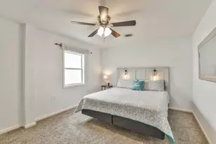 1515 19th St, Galveston, TX 77550 - Photo 27