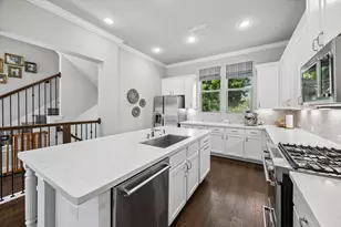 1018 Shepherd Oaks Dr, Houston, TX 77018 - Photo 19