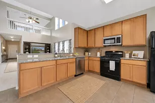 3105 Cambridge Meadows Ln, Dickinson, TX 77539 - Photo 3