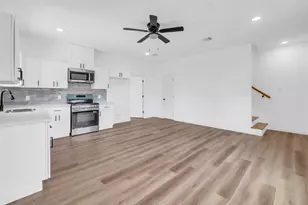 9818 Sandra St, Houston, TX 77016 - Photo 3