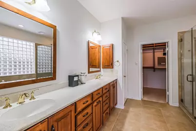 633 Clarenda Falls Drive, Sugar Land, TX 77479 - Photo 27