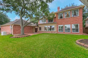 633 Clarenda Falls Dr, Sugar Land, TX 77479 - Photo 45