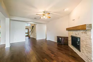 633 Clarenda Falls Dr, Sugar Land, TX 77479 - Photo 13