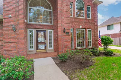 633 Clarenda Falls Drive, Sugar Land, TX 77479 - Photo 5
