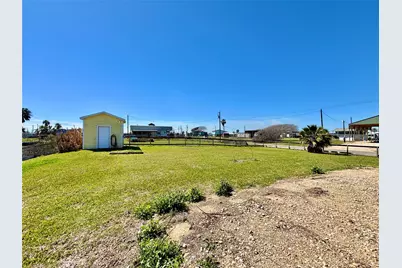 355 County Road 202, Sargent, TX 77414 - Photo 3