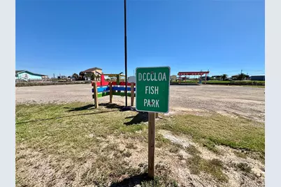 355 County Road 202, Sargent, TX 77414 - Photo 27