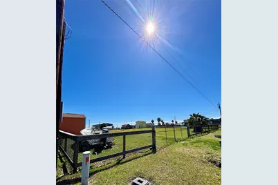 355 County Road 202, Sargent, TX 77414 - Photo 13