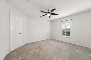 922 W Heights Hollow Ln, Houston, TX 77007 - Photo 23