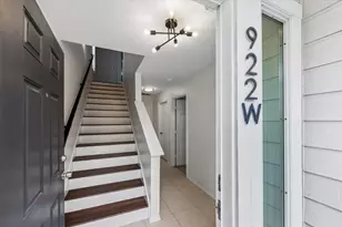 922 W Heights Hollow Ln, Houston, TX 77007 - Photo 3