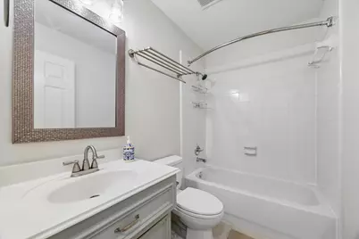 922 W Heights Hollow Lane, Houston, TX 77007 - Photo 25