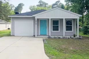 217 Cherry Tree, Livingston, TX 77351 - Photo 1