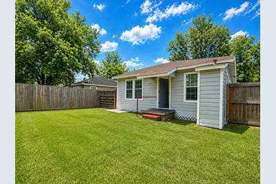 1010 Palestine Street, Conroe, TX 77301 - Photo 19