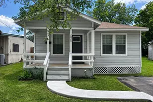 1010 Palestine St, Conroe, TX 77301 - Photo 1