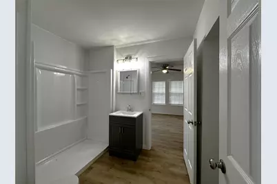 1010 Palestine Street, Conroe, TX 77301 - Photo 15