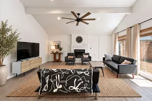 11535 Ella Lee Ln, Houston, TX 77077 - Photo 5