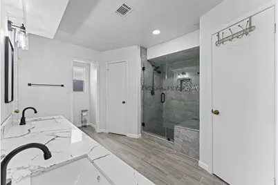 11535 Ella Lee Lane, Houston, TX 77077 - Photo 19