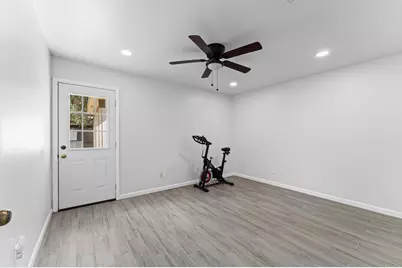 11535 Ella Lee Lane, Houston, TX 77077 - Photo 17