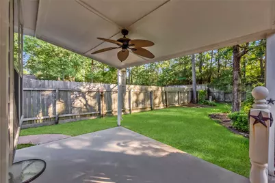 118 W Russet Grove Circle, The Woodlands, TX 77384 - Photo 17