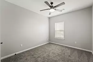 2113 St Charles St, Houston, TX 77003 - Photo 5